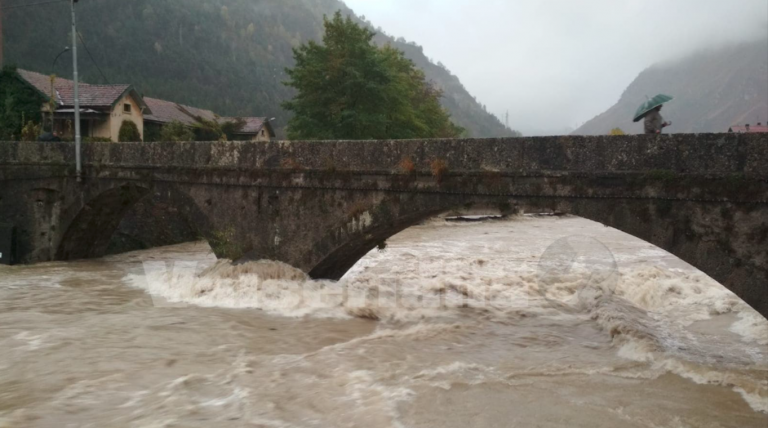 Maltempo vittime e scolmatore