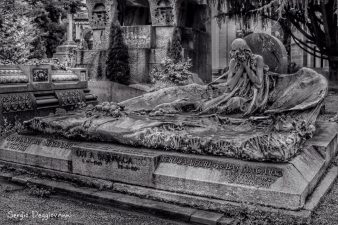 decorazione tomba monumentale milano