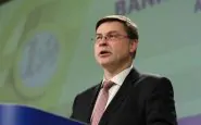 Ue, Dombrovskis: "La manovra è insufficiente"