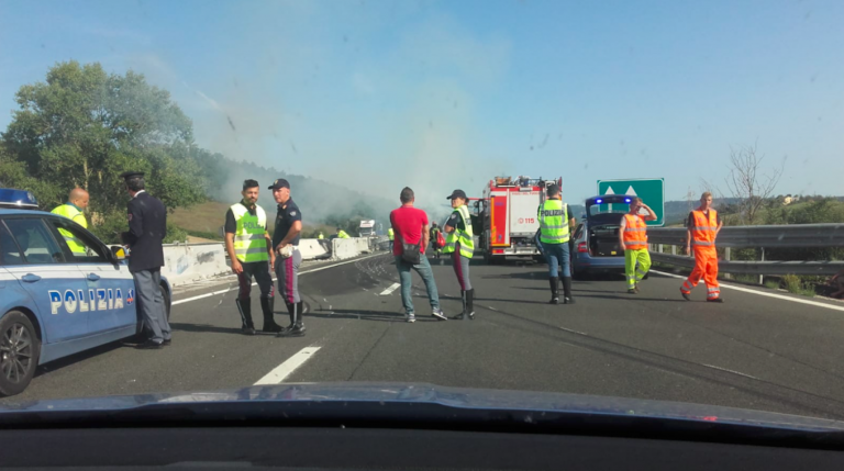 Incidente A1, morto investito da un tir