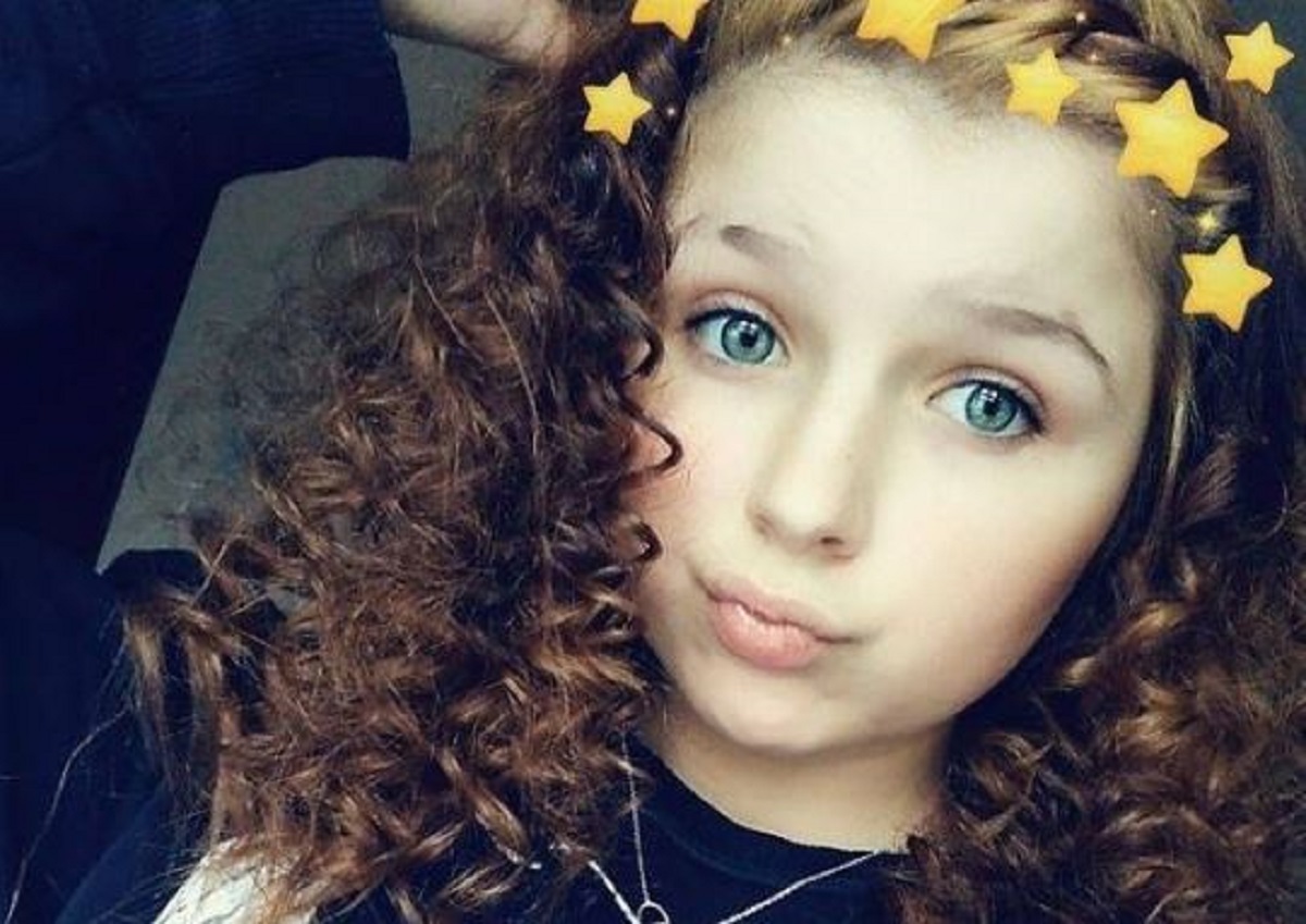 14 jährige mädchen hübsch nackt