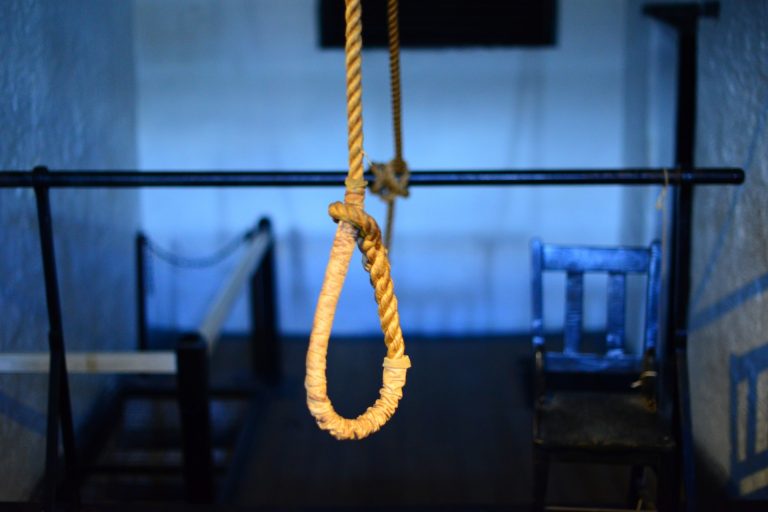 Italia, 6 anni di suicidi per la crisi economica