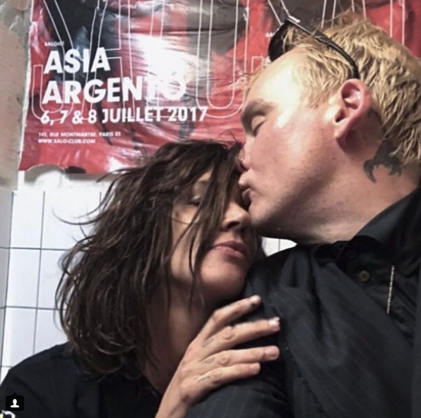 Asia Argento con Skiba
