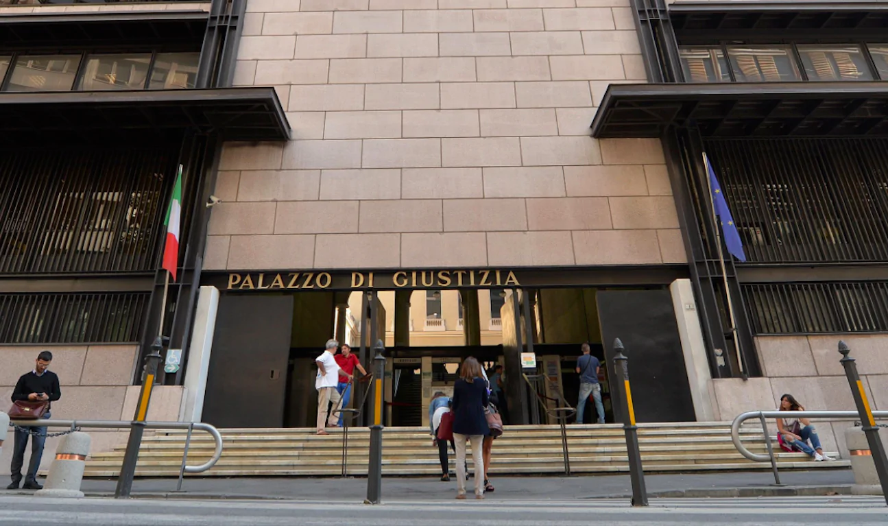 Allarme bomba al tribunale di Genova