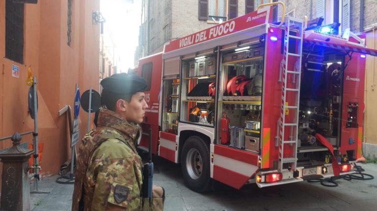 esplosione modena
