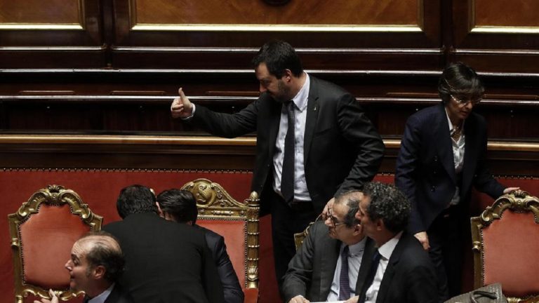 Manovra, il governo incassa la fiducia del senato