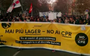 Milano protesta contro Salvini