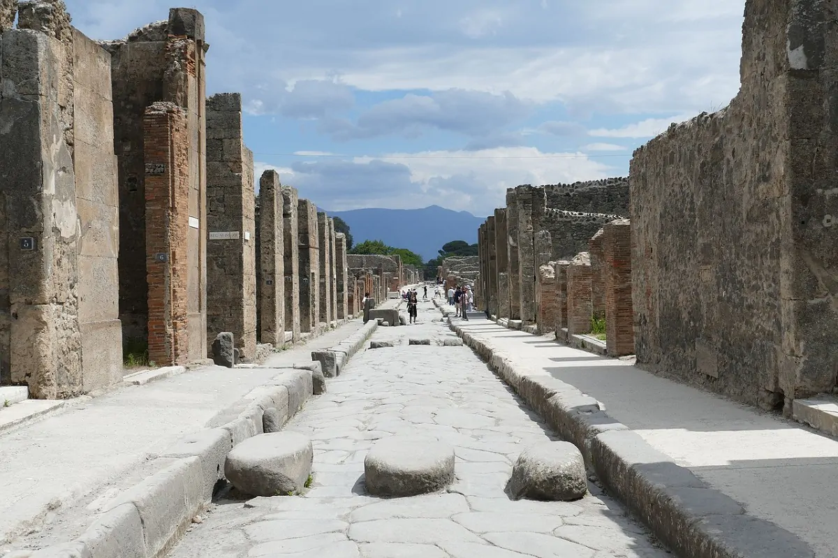 Ritrovato a Pompei il cavallo bardato del generale