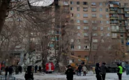 Russia, esplosione in condominio