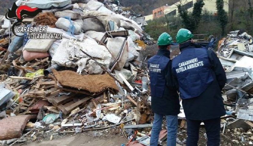 savona smaltimento rifiuti sequestrato01 828x478