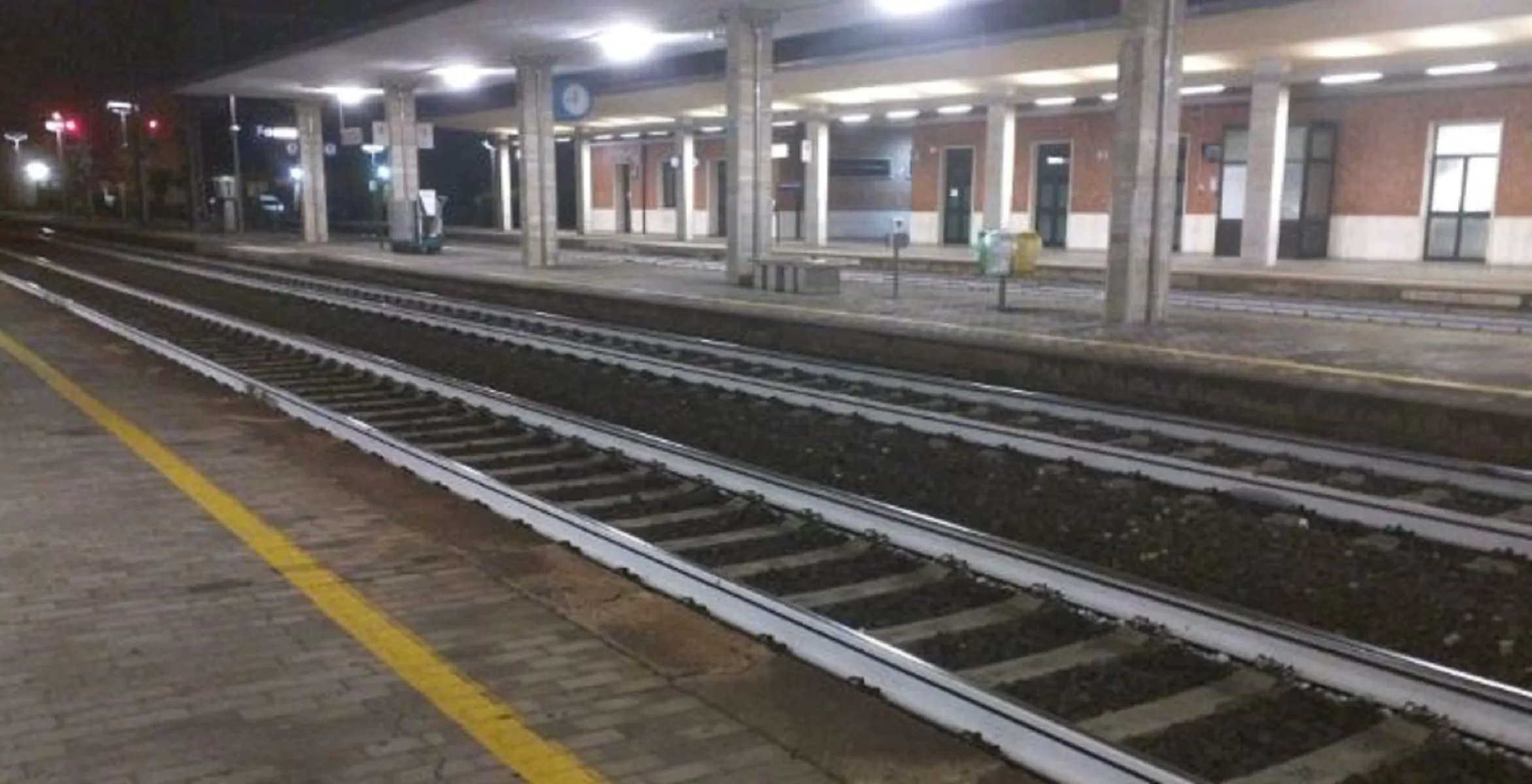 Faenza, un treno investe un uomo: le indagini sono in corso