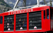 Telecabina bloccata a Courmayeur