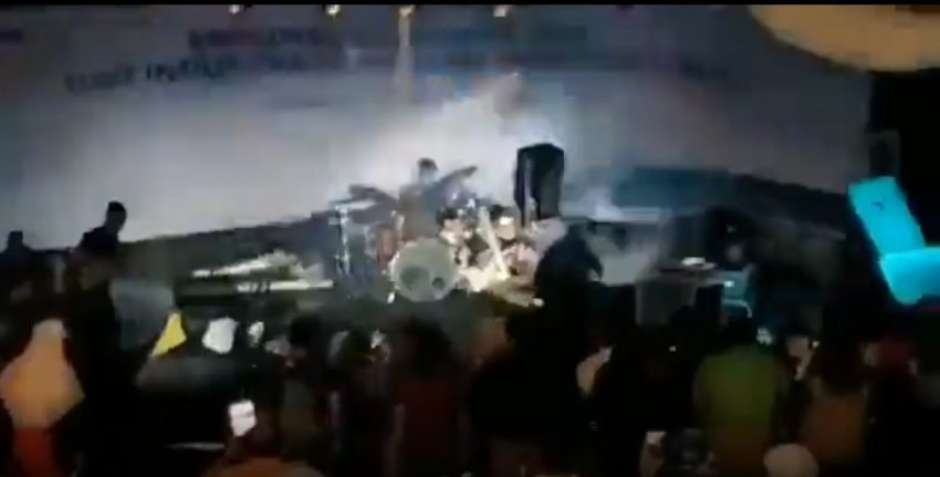 tsunami indonesia band 01 850x431