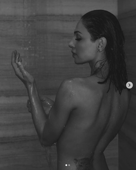 Anna Tatangelo nuda
