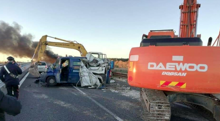 Bari, rapina a portavalori