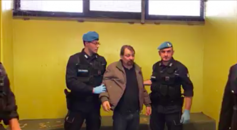 Bonafede, polemiche per il video-spot su Battisti