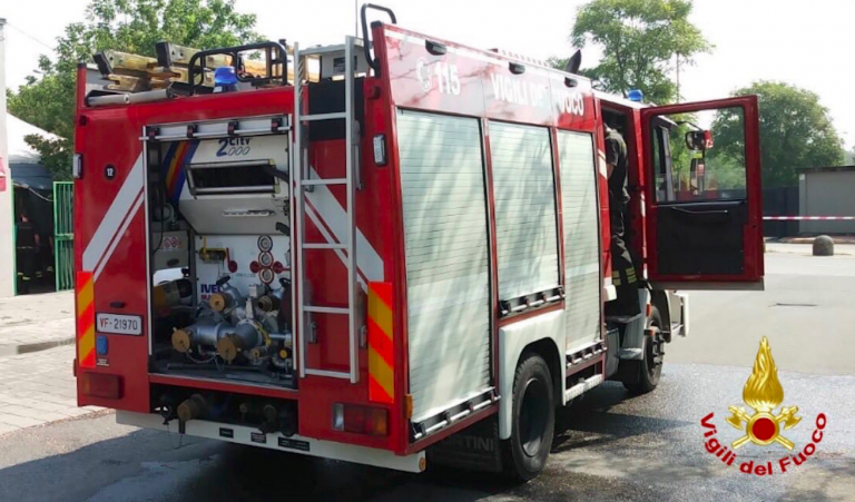 Buccinasco, operaio folgorato sul lavoro