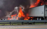 Florida, scontro tra auto e camion