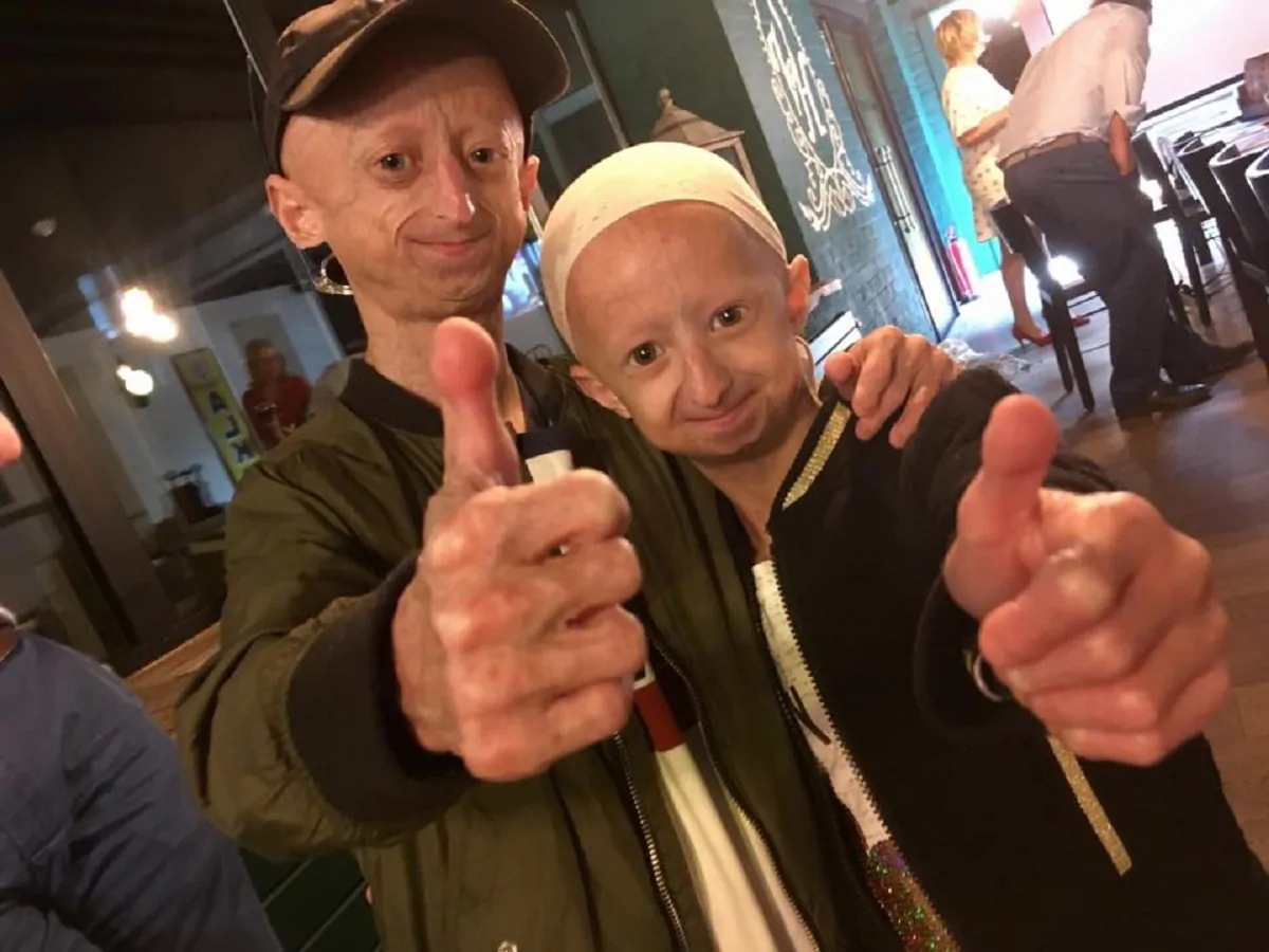 La lotta contro i bulli dei fratelli malati di progeria