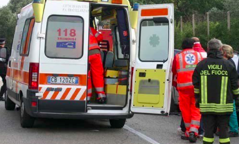Incidente, tassista travolto e ucciso