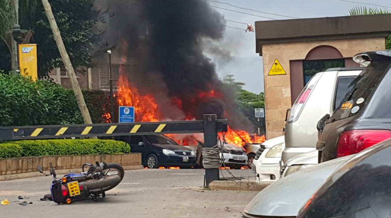 Nairobi, esplosioni e colpi di arma da fuoco in hotel