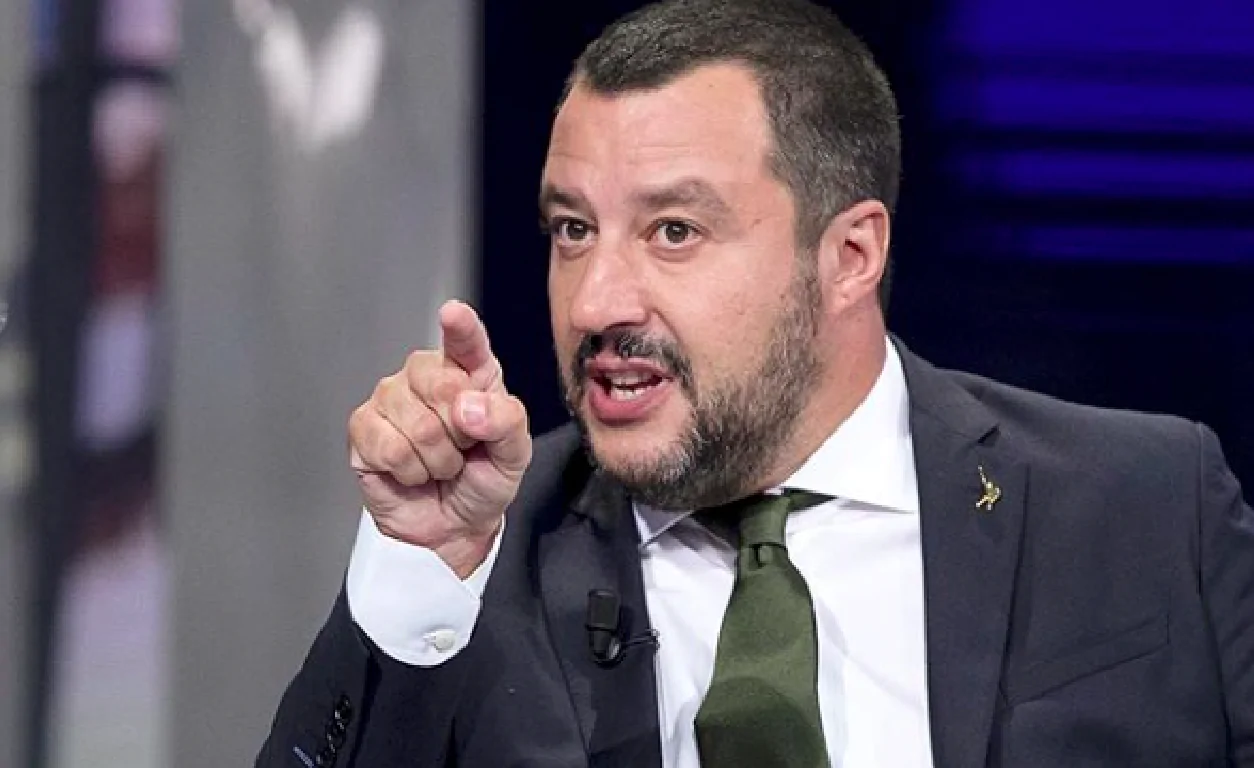 Salvini, tribunale chiede rinvio a giudizio