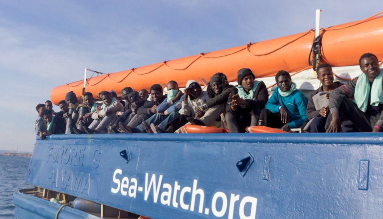 Sea Watch, rinviato lo sbarco a Catania