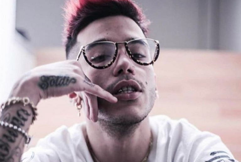Strage Corinaldo, una mamma scrive contro Sfera Ebbasta