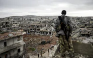 Siria, 600 corpi in una fossa comune a Raqqa