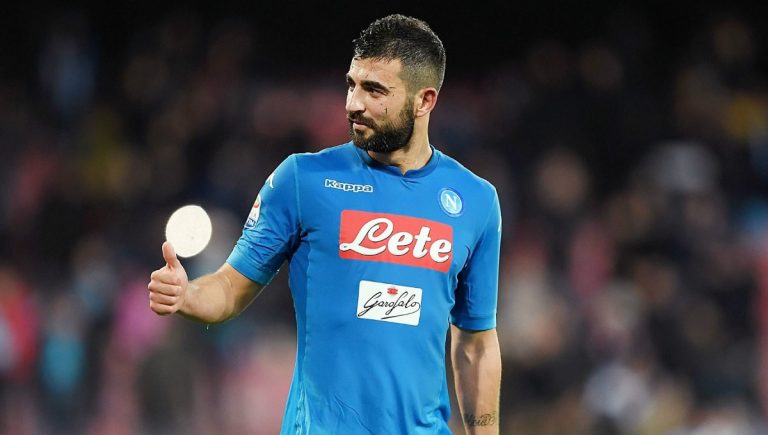 Napoli, stagione finita per Albiol