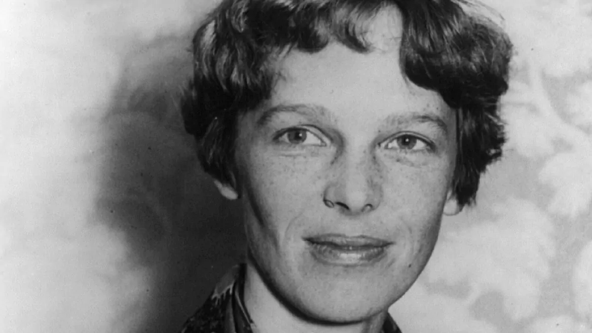 Amelia Earhart resti aereo