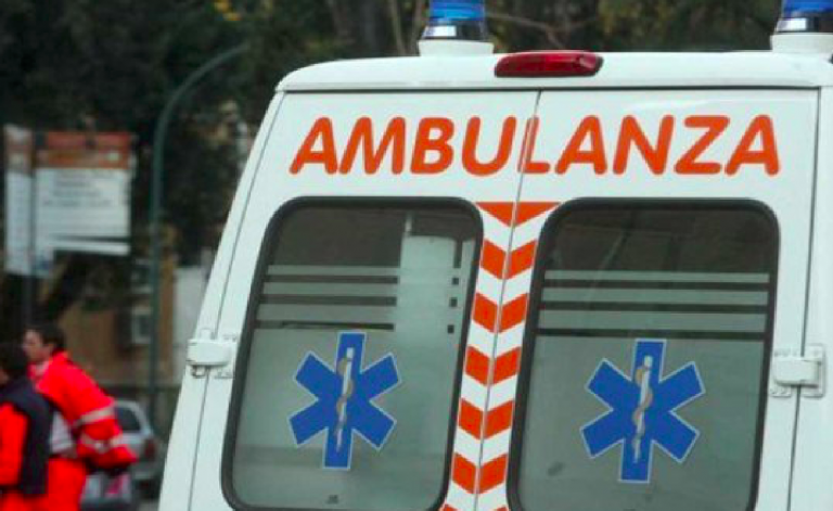 Brescia, investe la moglie per errore