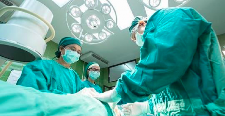 dimesso-da-ospedale-muore-in-auto