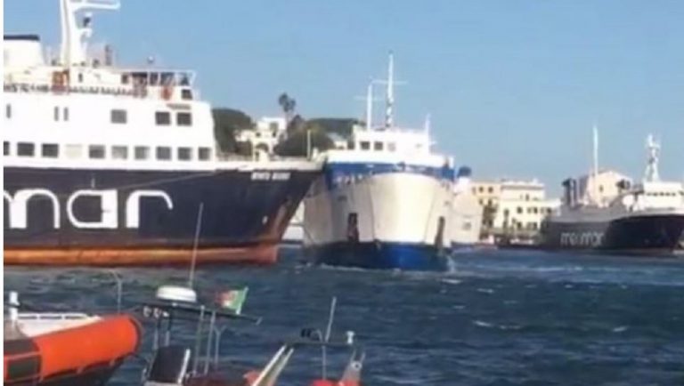 incidente navi ischia