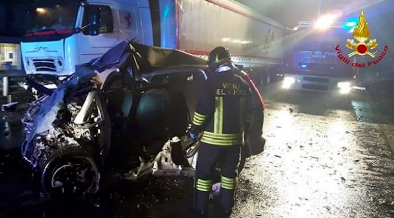 Limena, incidente tra auto e camion