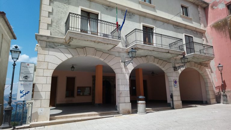 moglie-sindaco-suicida
