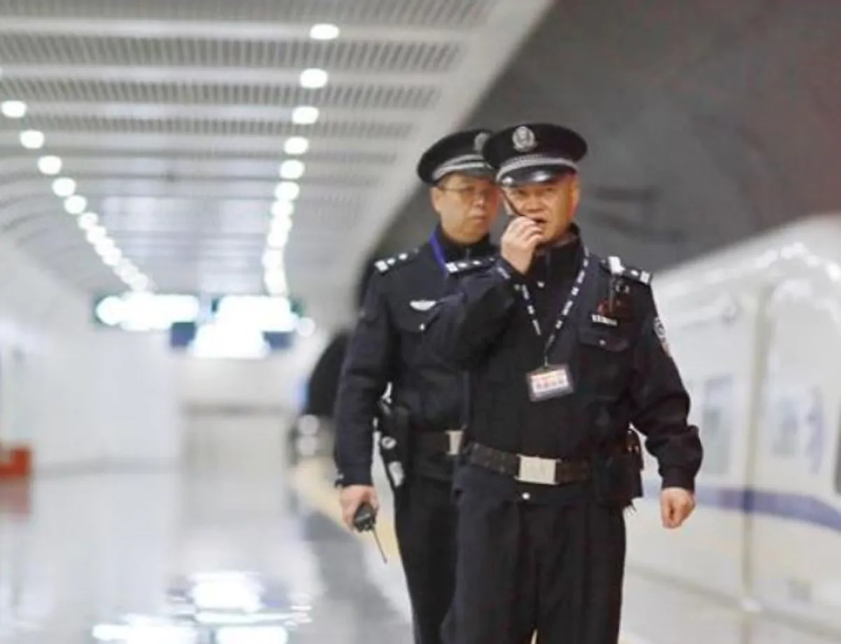polizia cinese