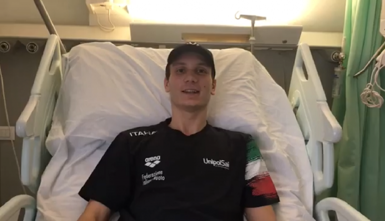 Manuel Bortuzzo, il video dall'ospedale "Ora inizia l'allenamento"