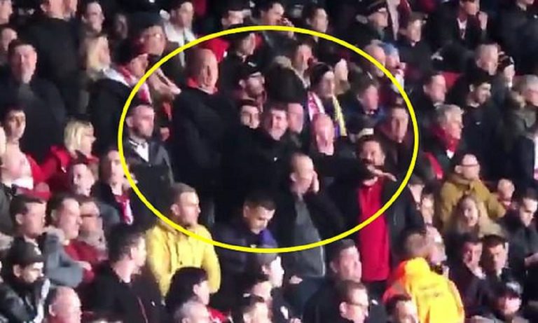 Southampton, oltraggio dei tifosi alla memoria di Emiliano Sala