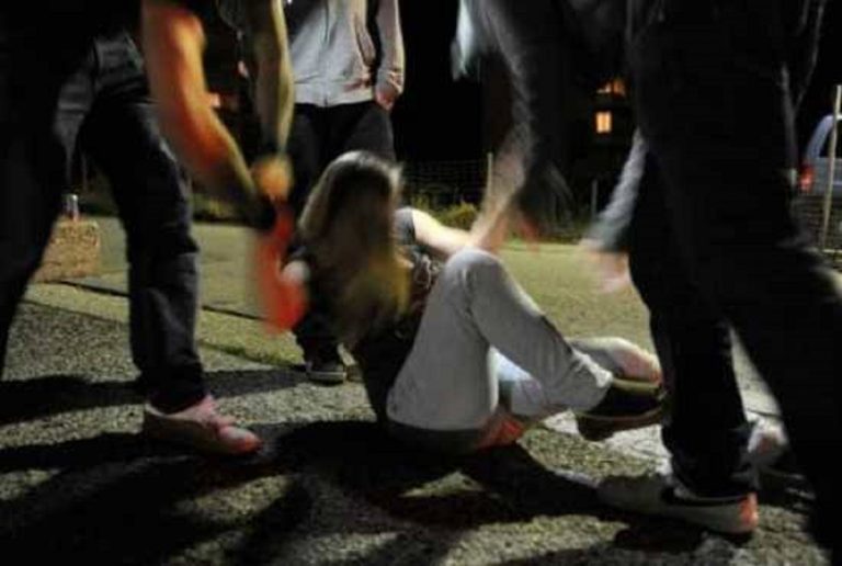 Viareggio, ragazza denuncia "Drogata e violentata da quattro uomini"