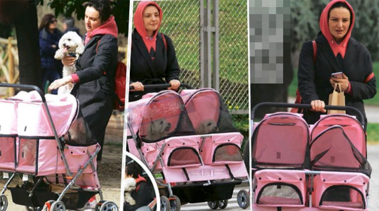Arisa a passeggio con i cani