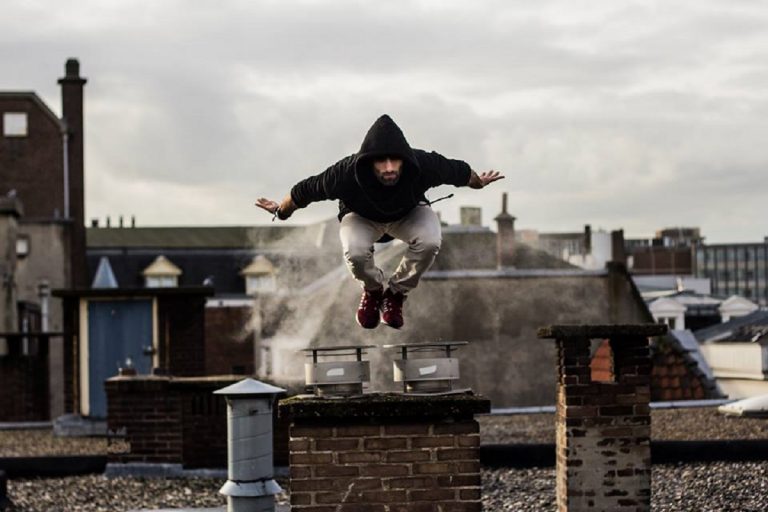 cade tetto parkour 768x512
