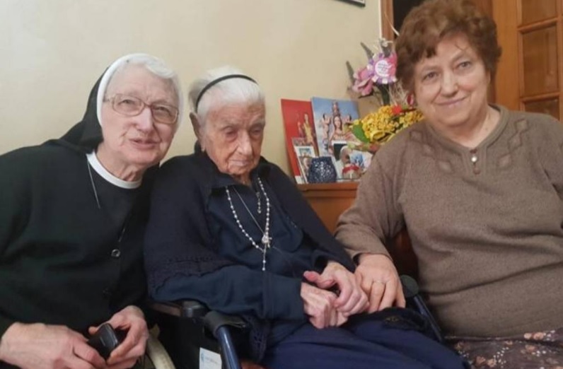 donna più anziana