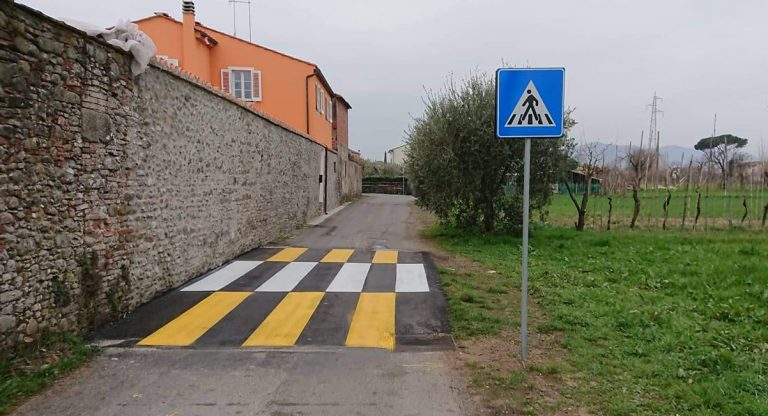lucca dosso strisce