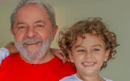 Lula esce dal carcere per funerale nipote