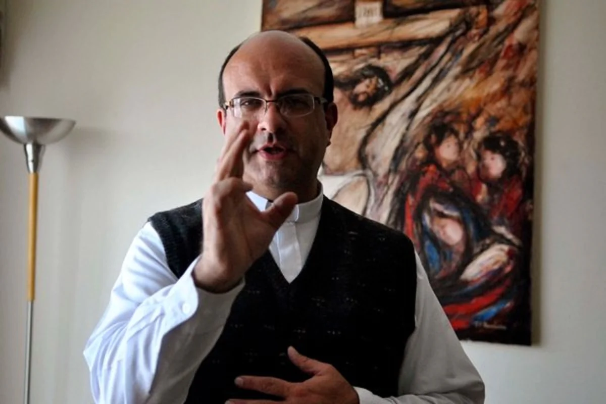 Costa Rica, prete accusato di pedofilia: scappa per evitare il carcere