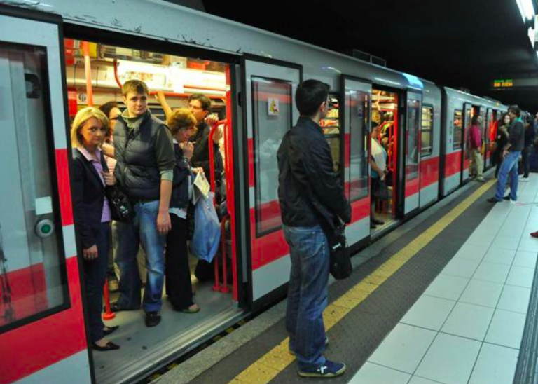 metro caos 768x548