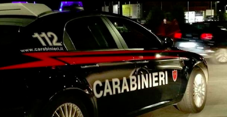 Prato, insegnante indagata per violenza sessuale