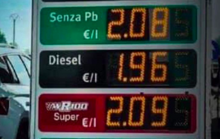 Aumento carburanti