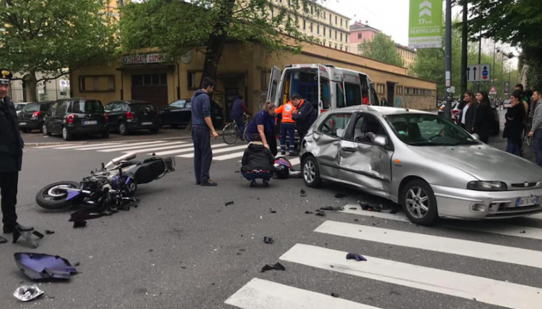 Incidente Milano, morto motociclista